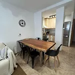 Appartement Avec Piscine Dans Le Centre De Rosas