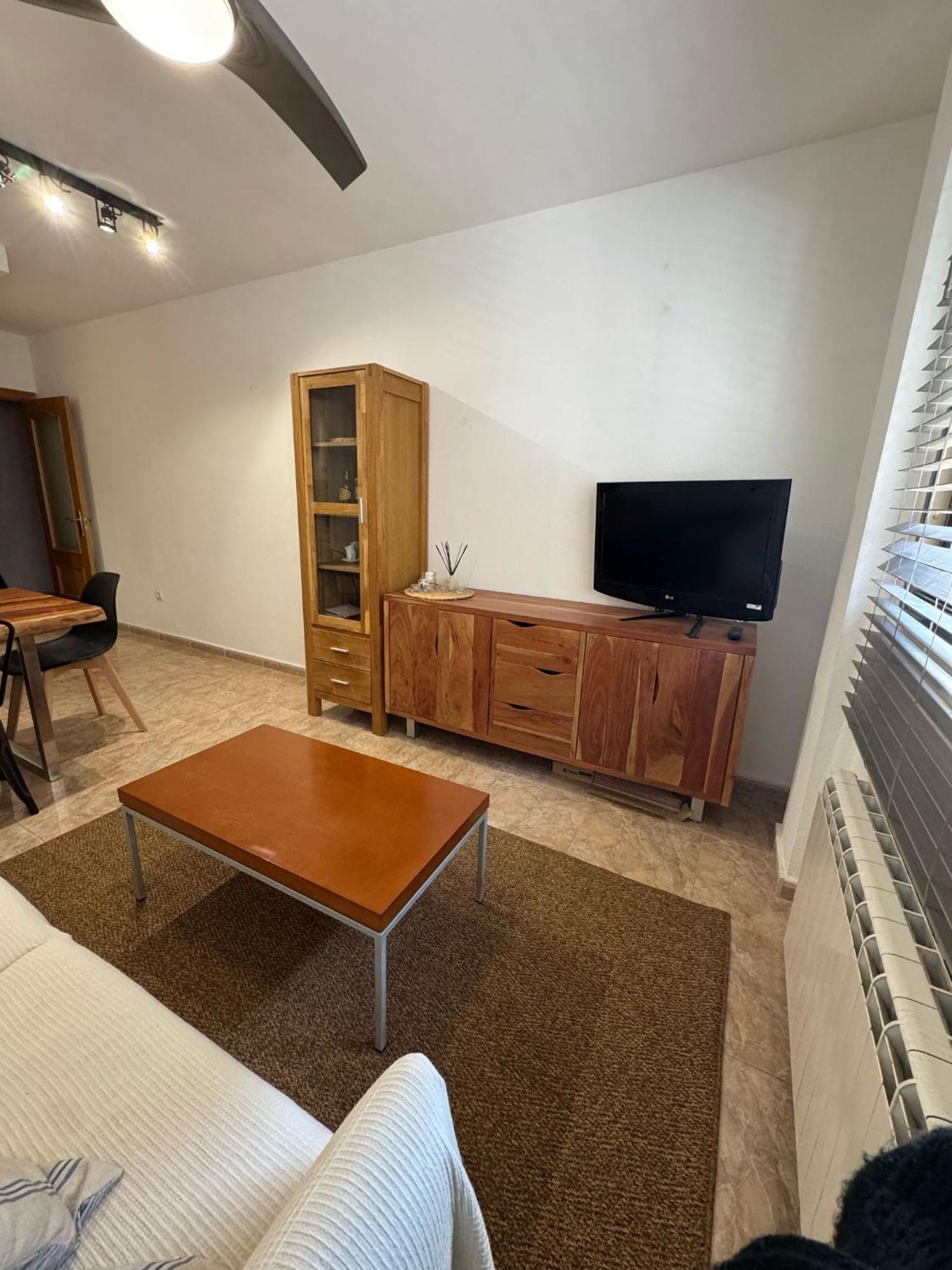 Apartment Avec Piscine Dans Le Centre De *