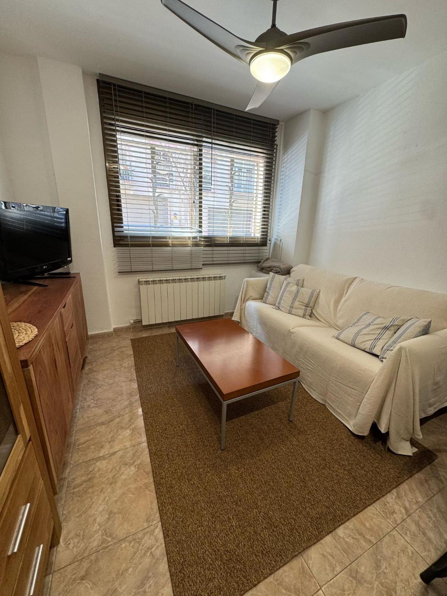 Apartment Avec Piscine Dans Le Centre De Roses